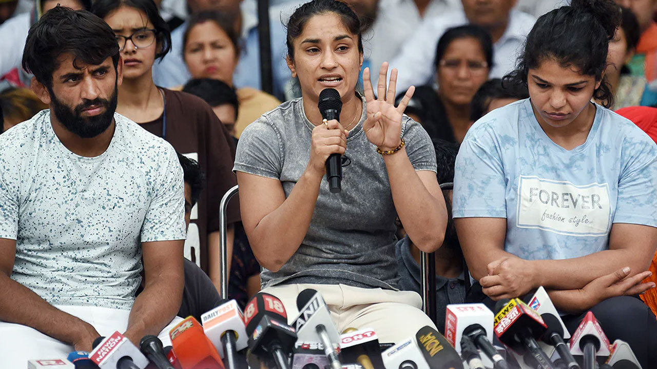 Wrestlers Demand: రెజ్లింగ్ చీఫ్‌గా మ‌హిళను నియ‌మించాలి:  రెజ్ల‌ర్ల డిమాండ్