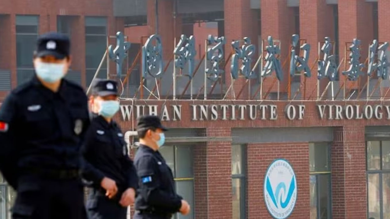 Covid Origins: వుహాన్ ల్యాబ్‌లో కోవిడ్ ఆన‌వాళ్లు లేవు : అమెరికా ఇంటెలిజెన్స్