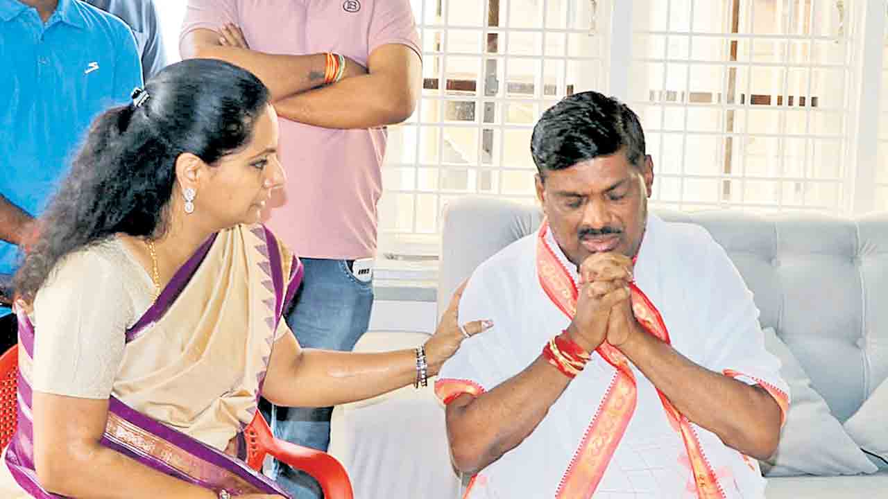 ఎమ్మెల్యే గూడెంకు ఎమ్మెల్సీ కవిత పరామర్శ