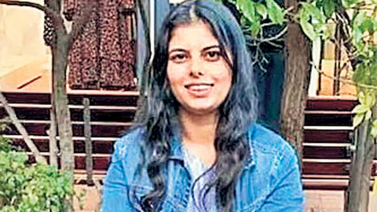 వైర్లతో బంధించి.. సజీవంగా పూడ్చిపెట్టి.. ఆస్ట్రేలియాలో భారత విద్యార్థిని దారుణ చంపేసిన మాజీ ప్రియుడు