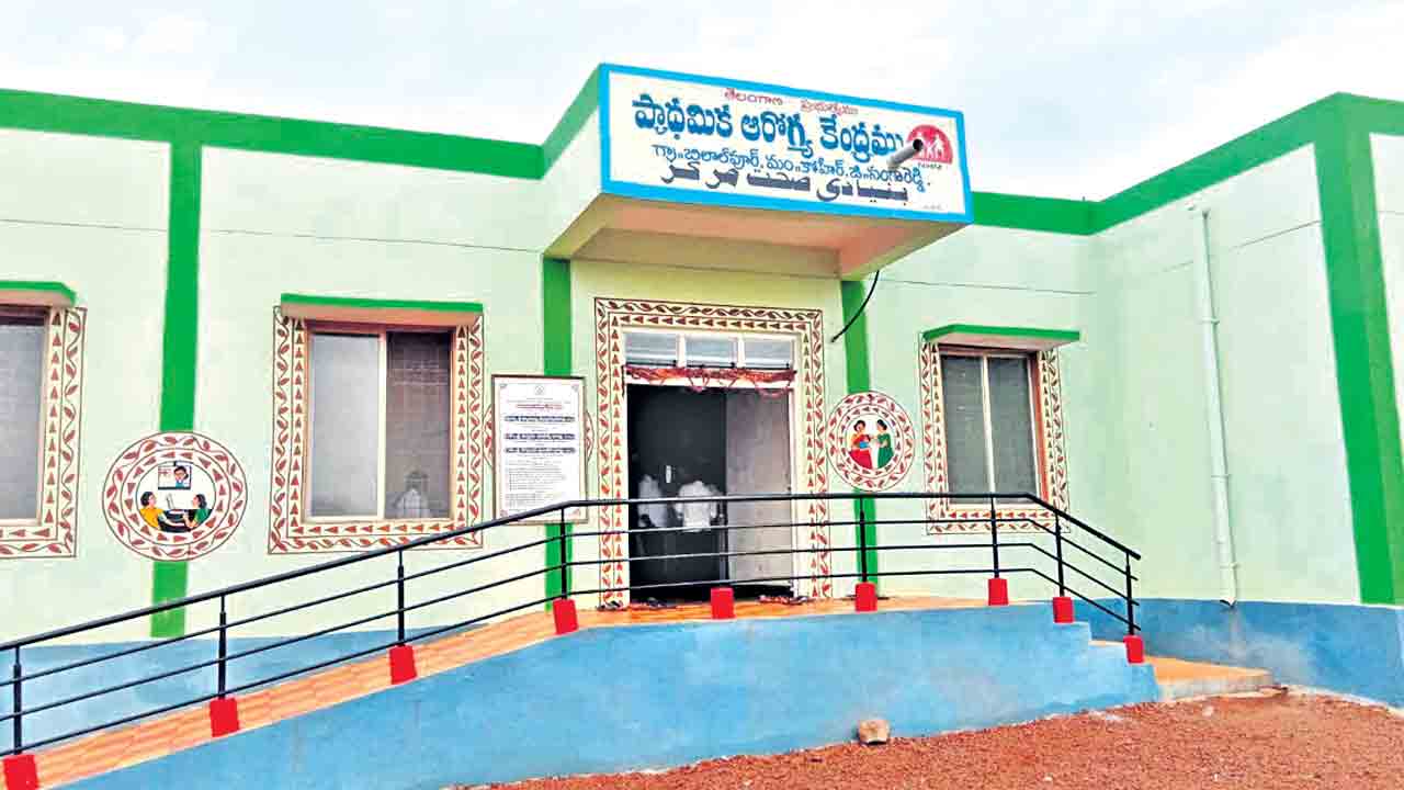 నిర్మాణ రంగంలోకి మహిళా సమాఖ్యలు