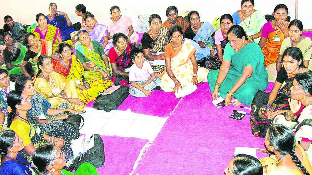 మహిళల ఆర్థికాభివృద్ధే ధ్యేయంగా..