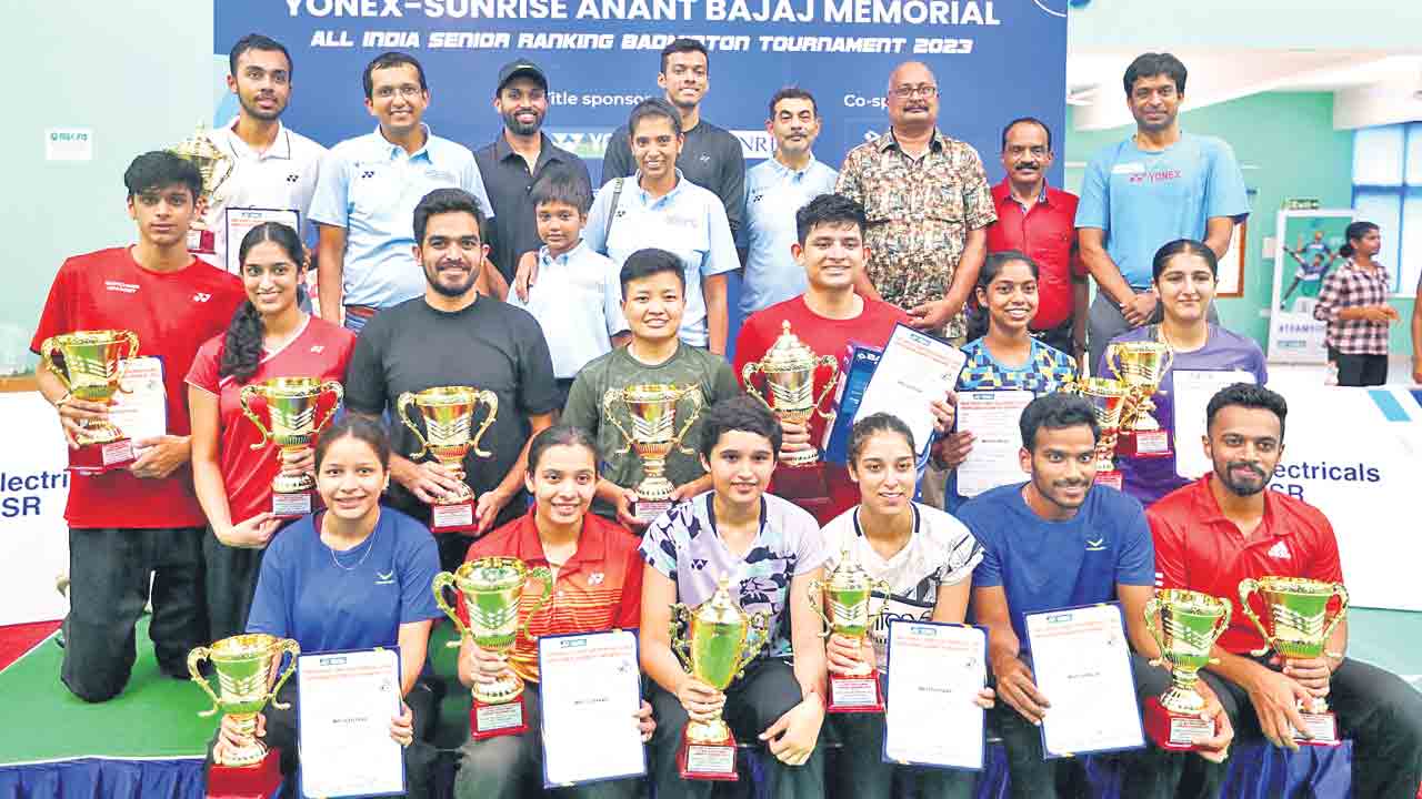 చాంపియన్స్‌ రోహన్‌, ఉన్నతి