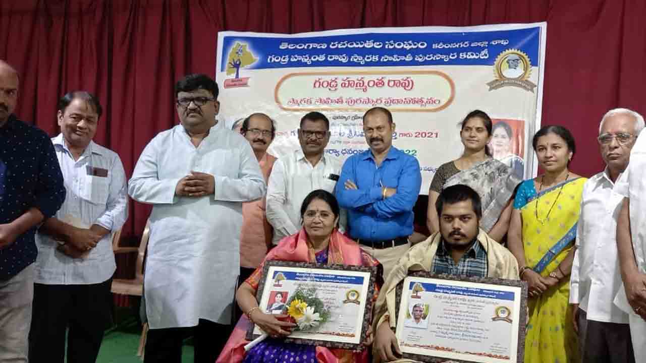 జీవితపు లోతుల్లోంచే గంభీరమైన కవిత్వం