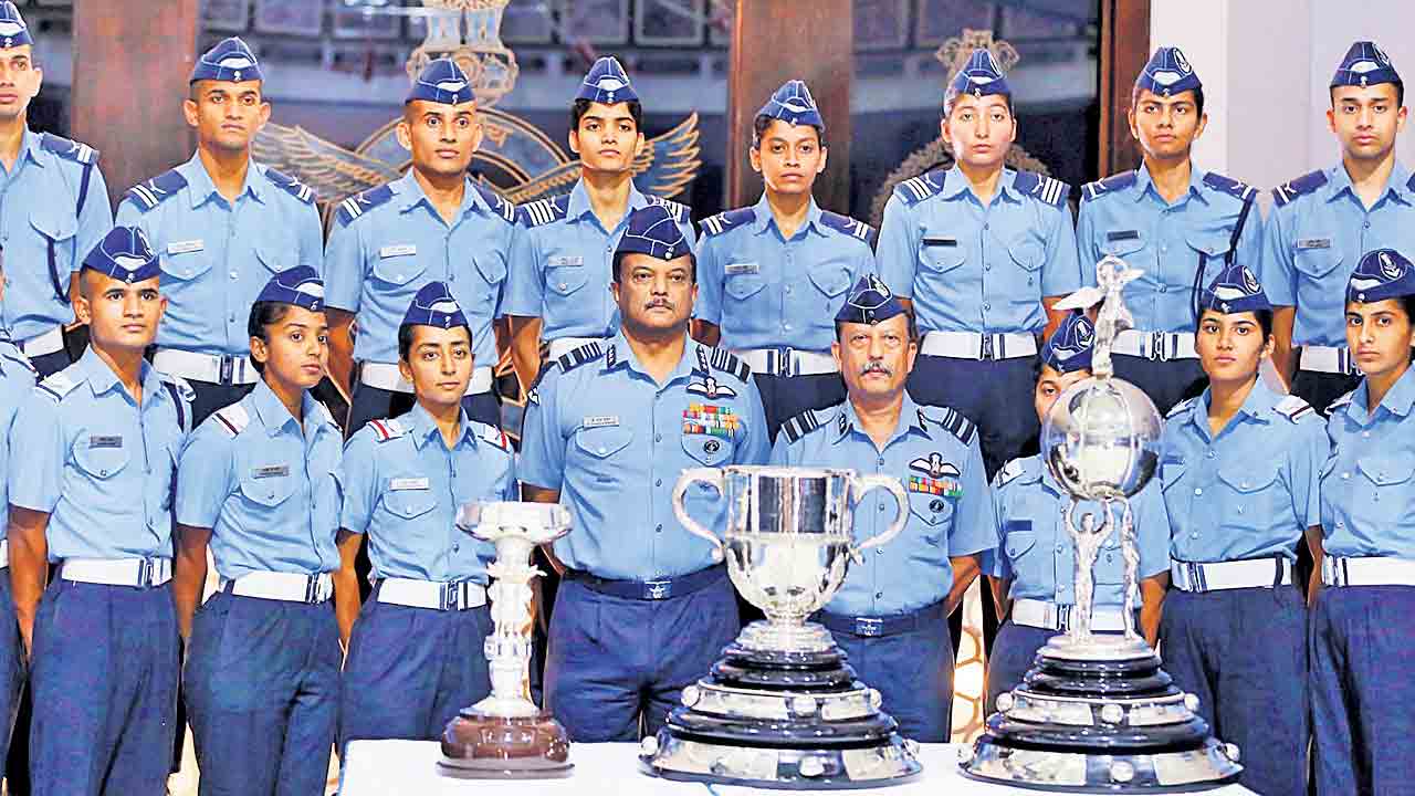 ఆగస్టులో డ్యురాండ్‌ కప్‌.. ఆవిష్కరించిన ఎయిర్‌ మార్షల్‌ చంద్రశేఖర్‌