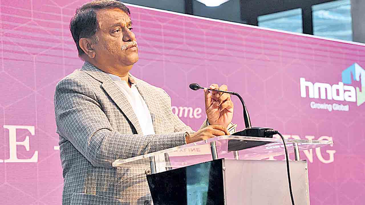 నియో పోలిస్‌ వేదికగా.. అంతర్జాతీయ స్థాయి నిర్మాణాలు