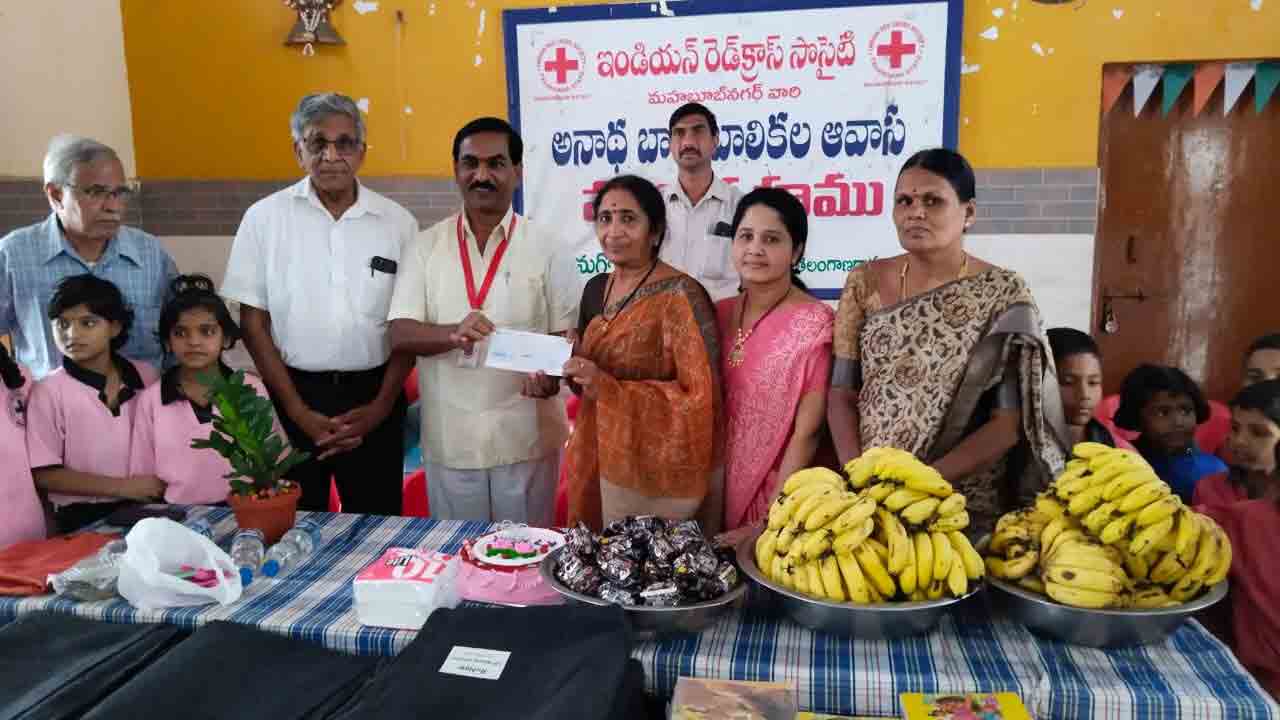 ఘనంగా మంత్రి కేటీఆర్ జన్మదిన వేడుకలు