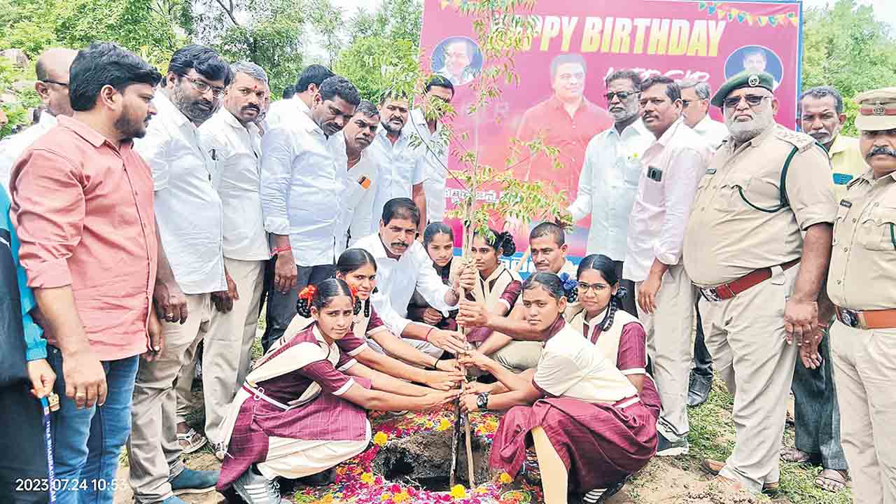 శతమానం భవతి