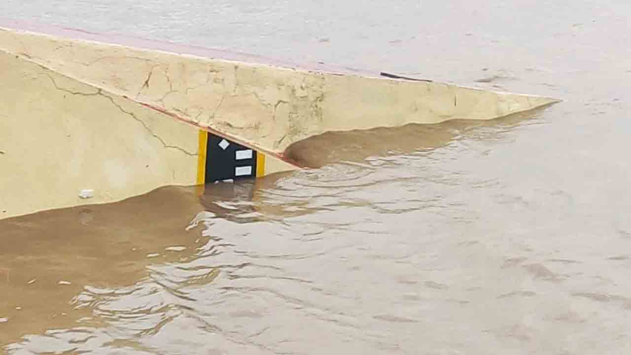 మళ్లీ వరదొచ్చె..