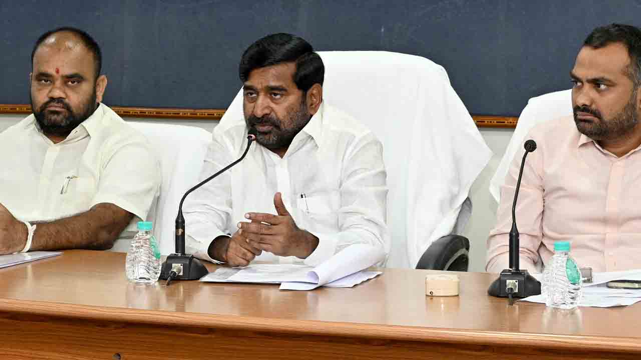 24 గంటలు అప్రమత్తంగా ఉండాలి