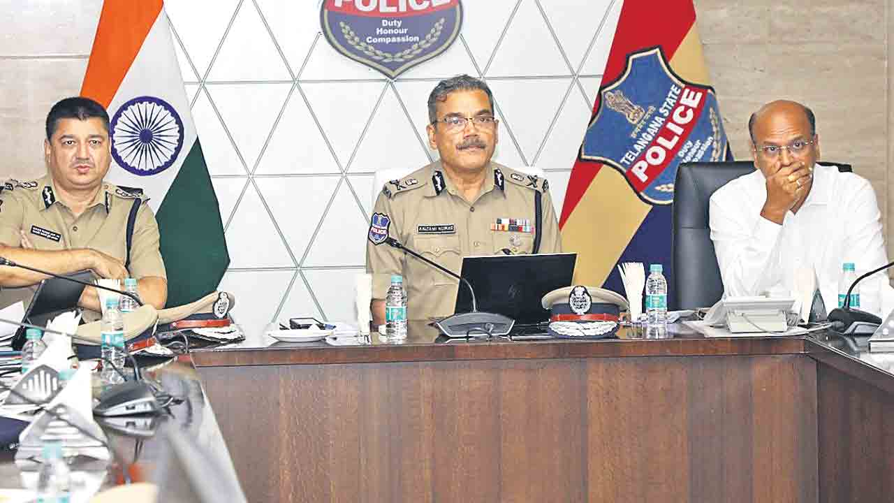 సురక్షిత ప్రాంతాలకు 3 వేల మంది తరలింపు