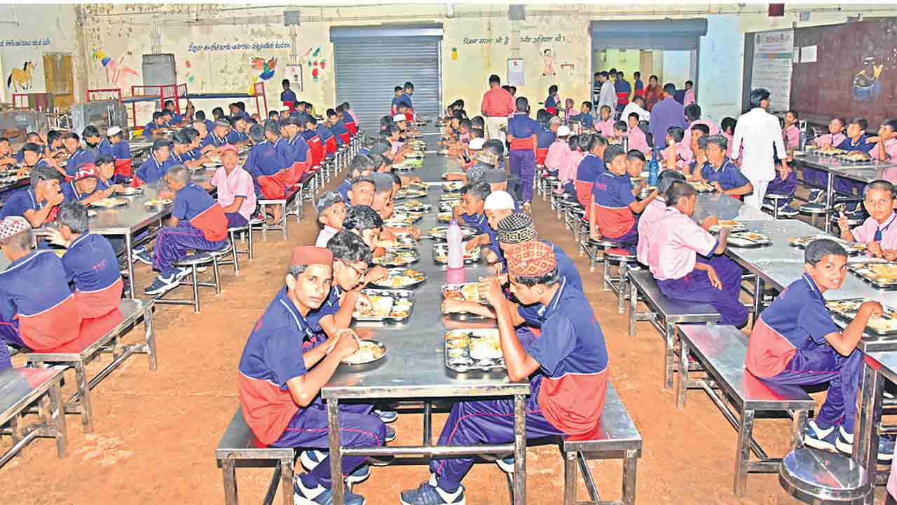 విద్యార్థులకు తీపి కబురు