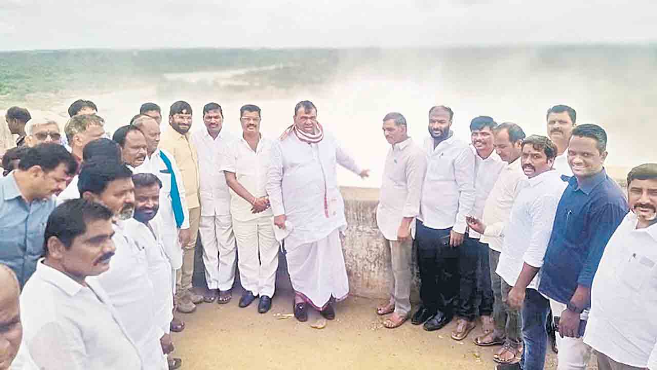 రెండు పంటలకు ఢోకా లేనట్లే