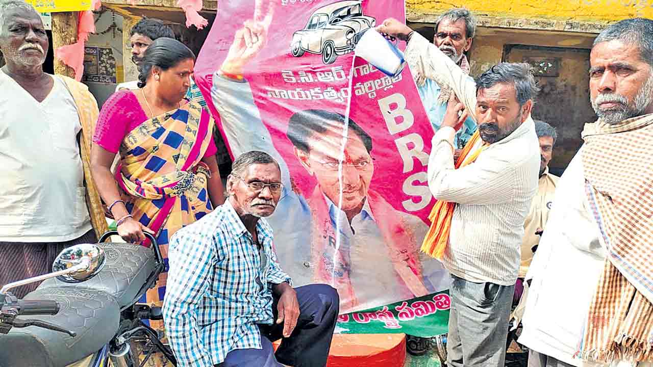 మానవీయతతో..మరింత ఆసరా