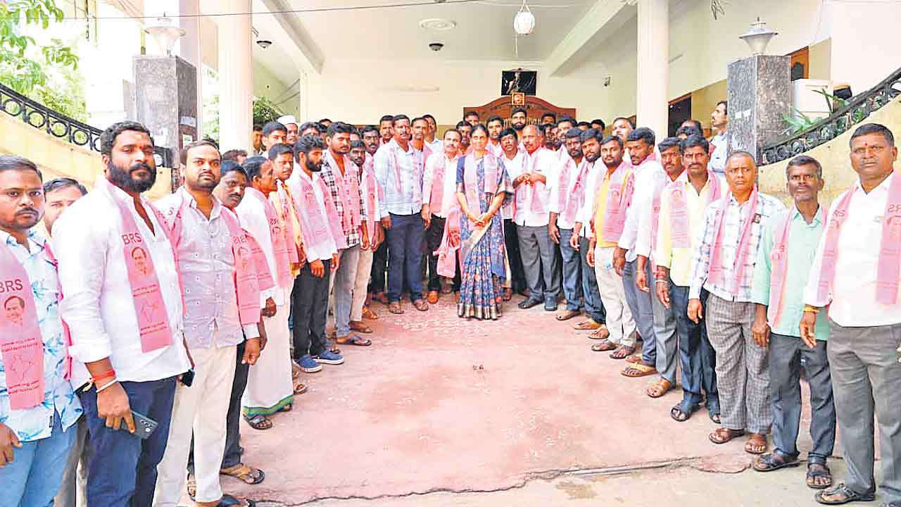బీఆర్‌ఎస్‌తోనే తెలంగాణకు ఉజ్వల భవిష్యత్‌