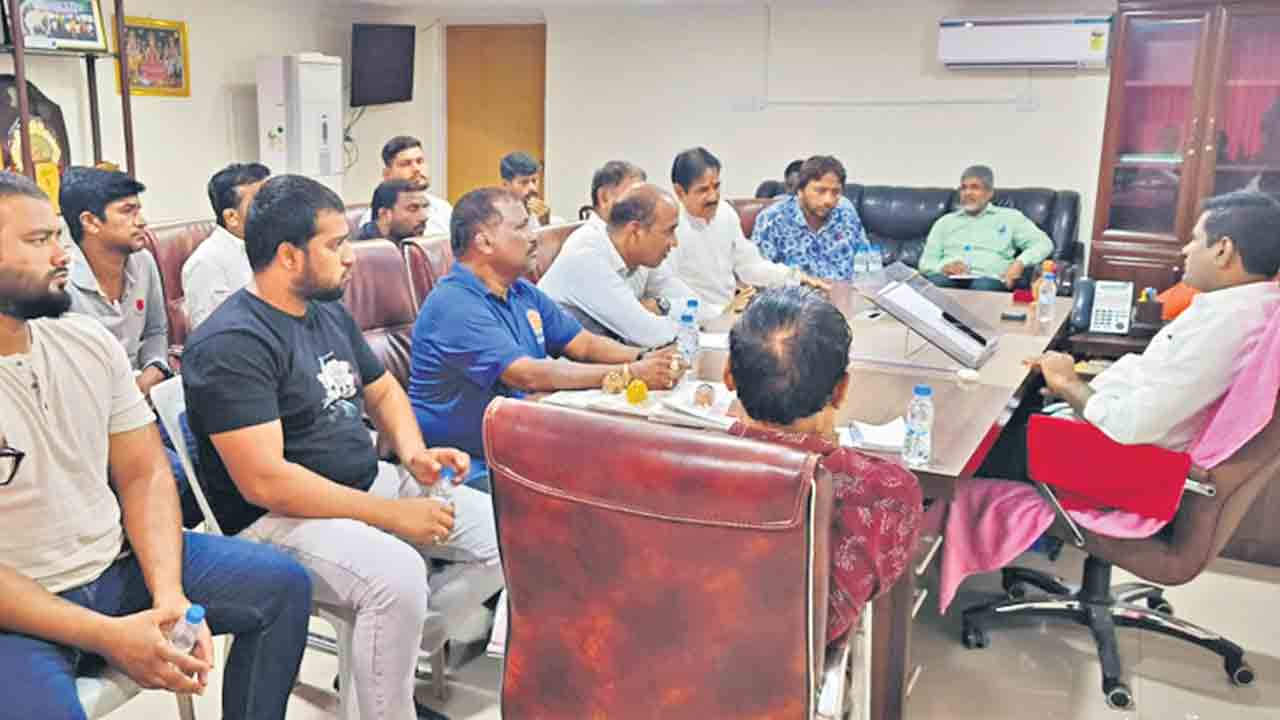 మంత్రి కేటీఆర్ పుట్టిన రోజున క్రీడా టోర్నీలు