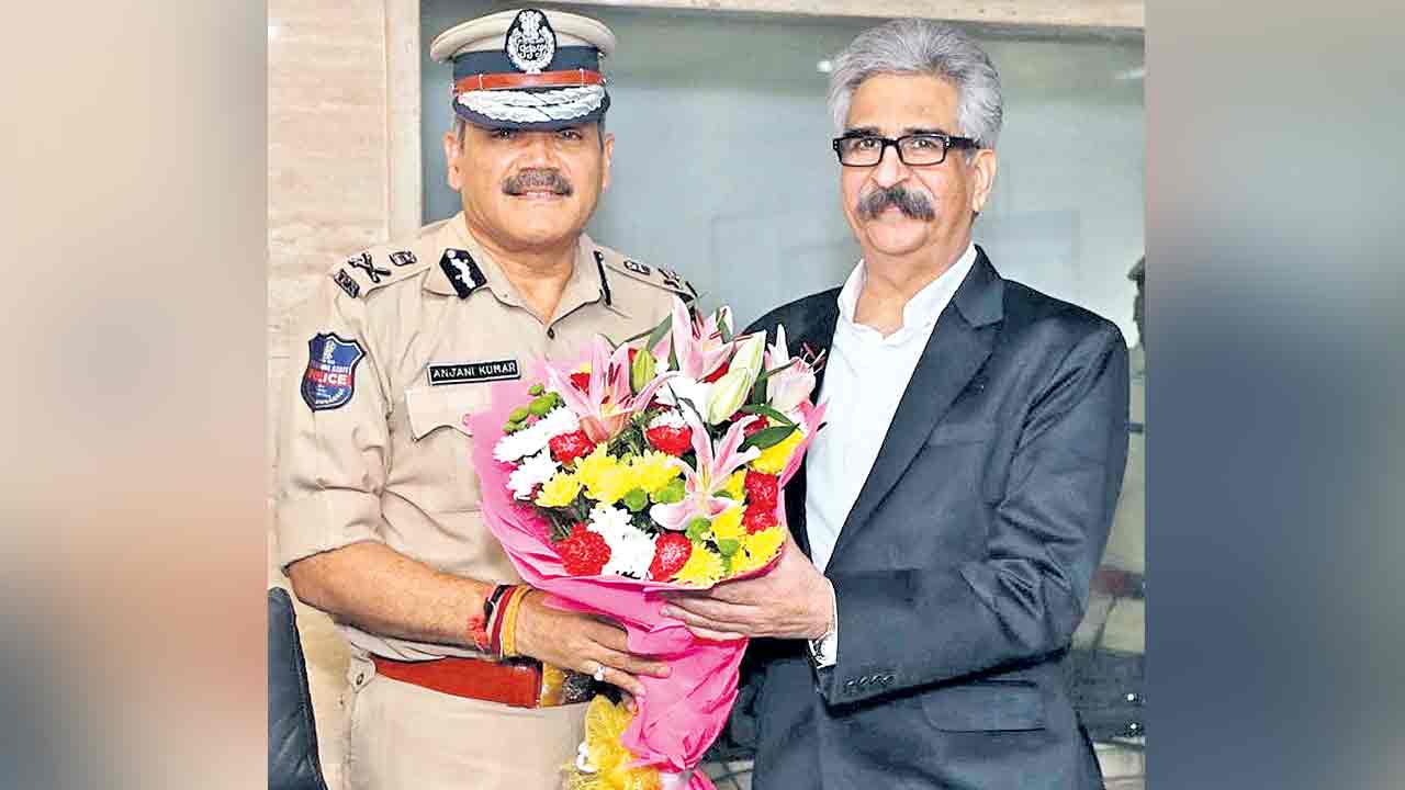 తెలంగాణ కమ్యూనిటీ పోలీసింగ్‌ భేష్‌!