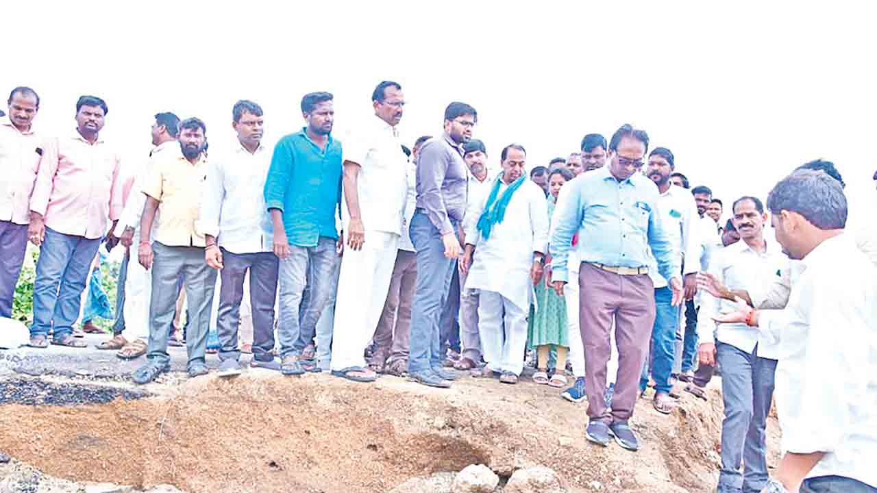 అపారనష్టం జరిగినా కేంద్రం స్పందించదెందుకు?