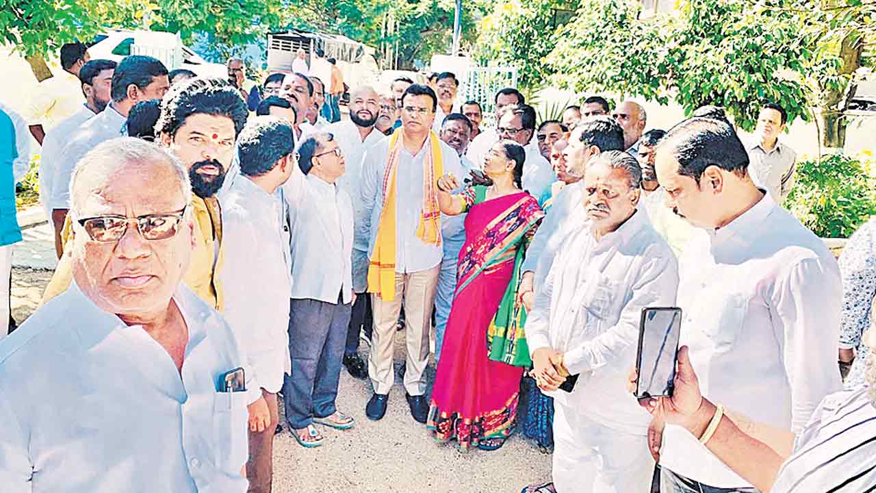 ప్రజా సమస్యల పరిష్కారమే మా ఎజెండా..