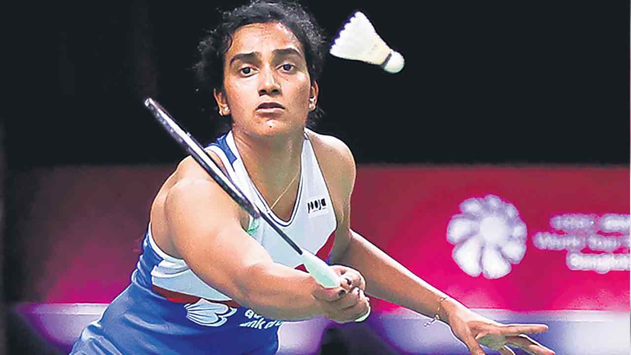 PV Sindhu | విజృంభించిన పీవీ సింధు.. కెనడా ఓపెన్‌లో సెమీస్‌కు భారత షట్లర్