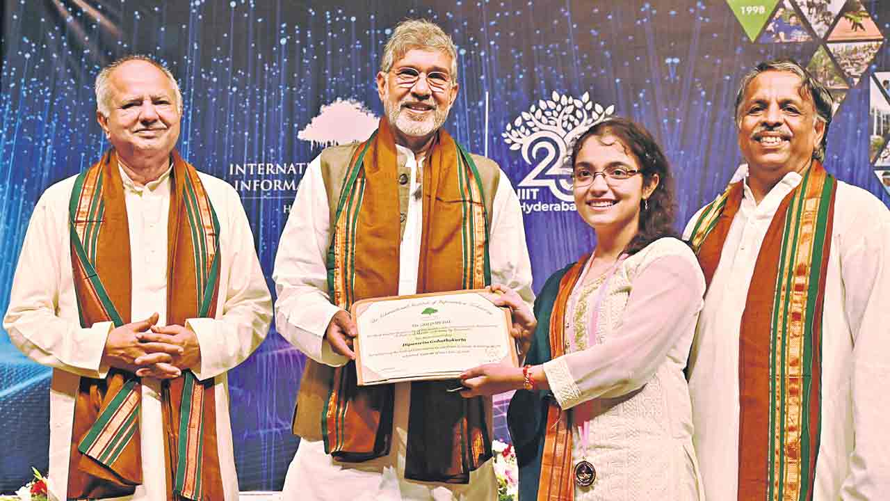 విద్యార్థులు ప్యాకేజీల వెంట పరుగెత్తొద్దు