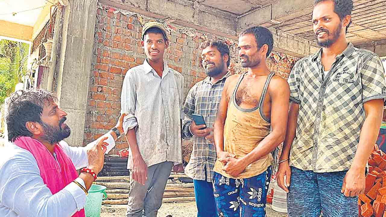 దళితబంధుతో దర్జాగా బతుకుతున్నా