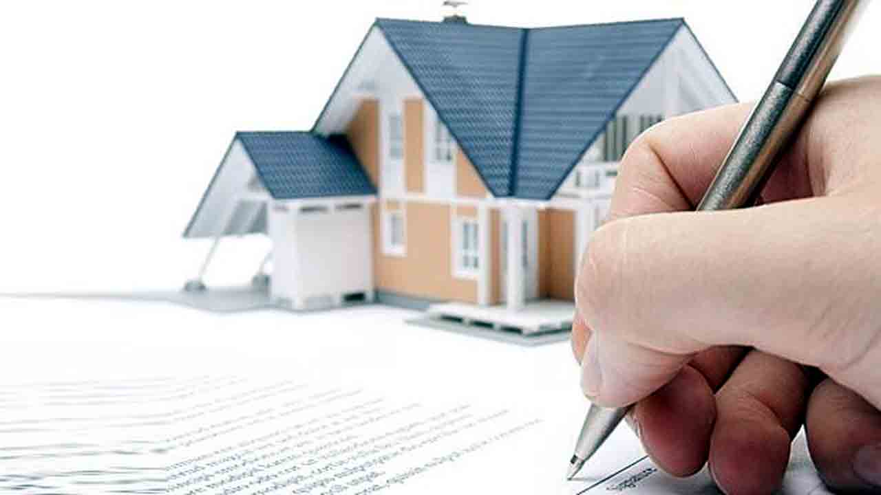 Vasthu Shastra | ఇతరుల పేరుమీద ఇల్లుకొని మనం ఉండొచ్చా? లేదంటే, మన ఇల్లు మన పేరుతోనే ఉండాలా?