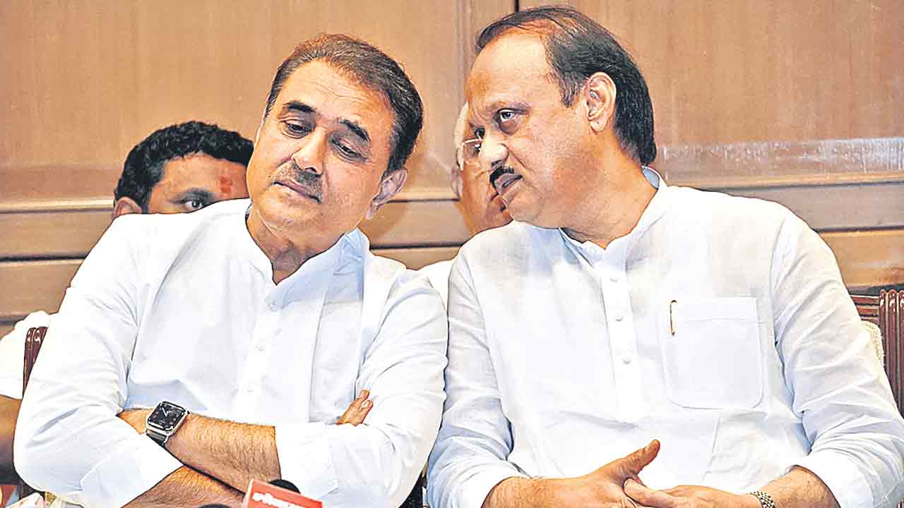 బీజేపీలో భయం మొదలయిందా?… మహారాష్ట్ర పరిణామాలు దేనికి సంకేతం?