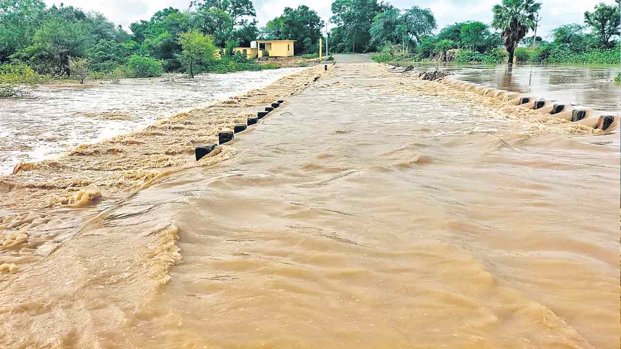 TS Weather | రాష్ట్రంలో మూడు రోజులు భారీ వర్షాలు