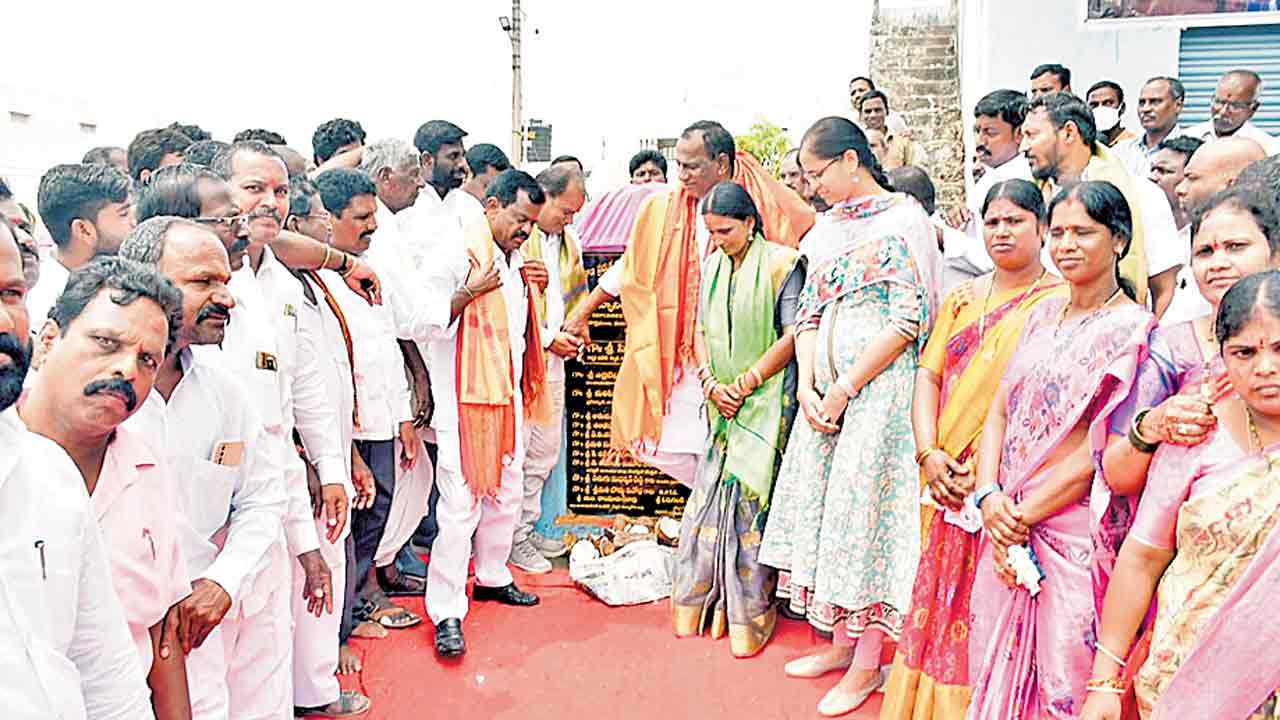 ప్రజా సమస్యల పరిష్కారమే లక్ష్యం