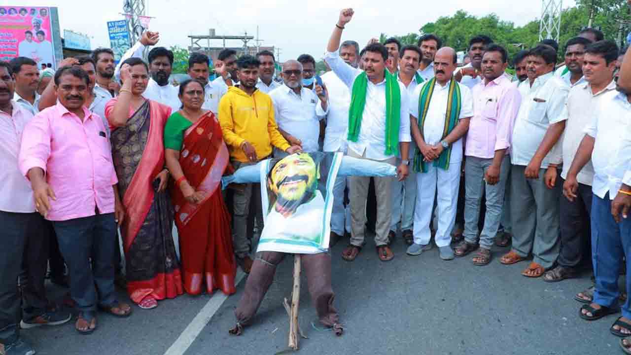 రేవంత్‌రెడ్డి వ్యాఖ్యలపై భగ్గుమన్న రైతున్న‌