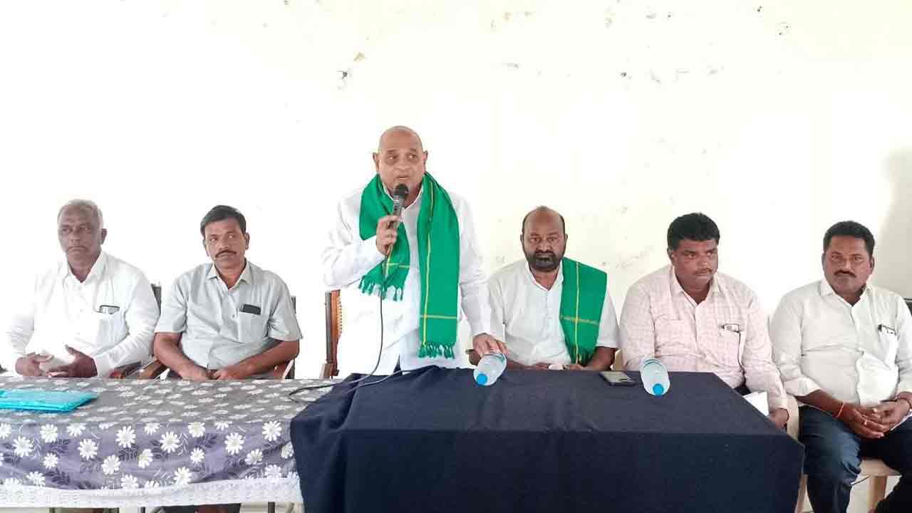 కర్షకులను నష్టపర్చడమే కాంగ్రెస్‌ విధానం