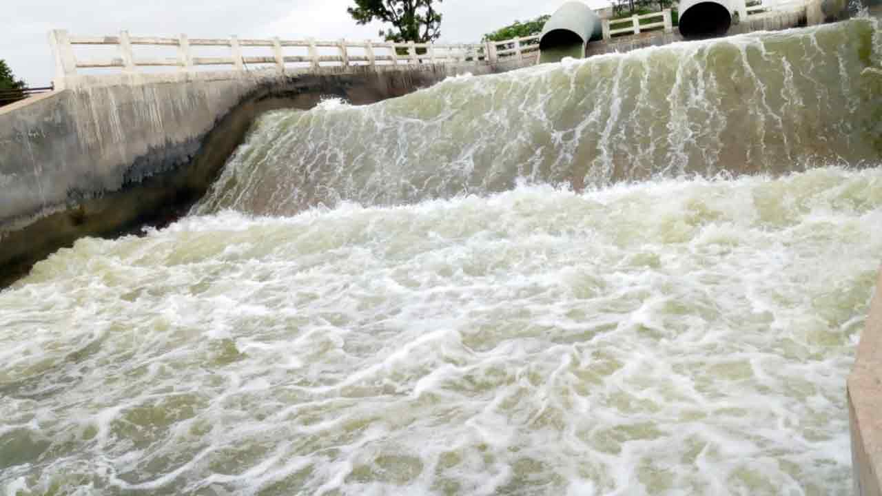 బిర బిర కృ్ష్ణమ్మ