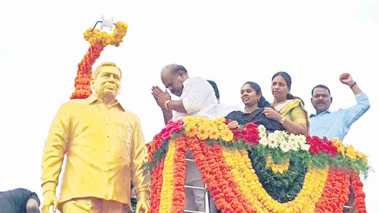 జయశంకర్‌ సార్‌ గొప్ప వ్యక్తి