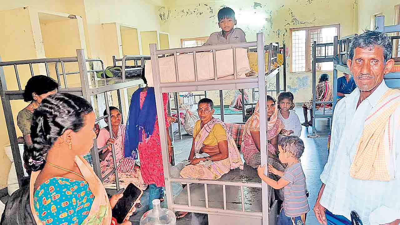 Warangal | ఓరుగల్లులో వరద విధ్వంసం.. ఇంకా ముంపులోనే మెజార్టీ కాలనీలు