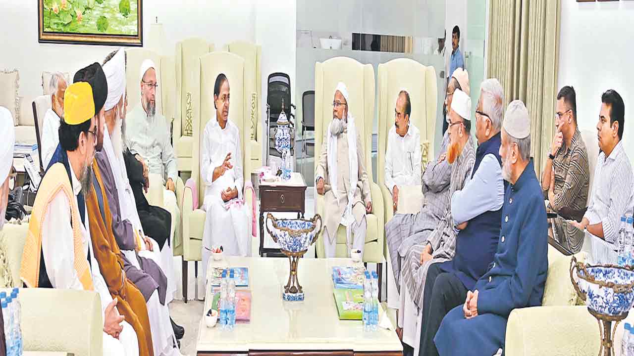 దేశ ప్రజల మధ్య చిచ్చు పెట్టేందుకే యూసీసీ.. కేంద్రం కుట్రలపై మండిపడ్డ కేసీఆర్‌.. ఇంతకీ ఉమ్మడి పౌరస్మృతిపై రాజ్యాంగం ఏం చెబుతోంది?