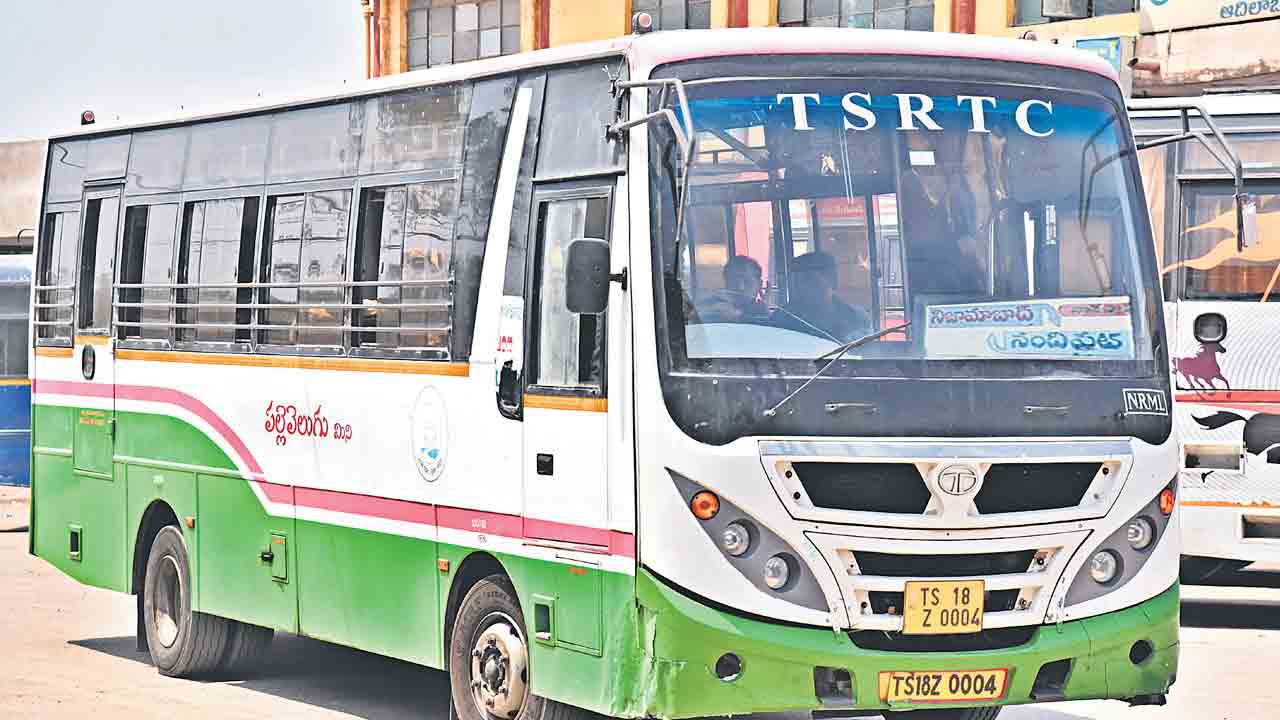 పల్లె‘పల్లె’కూ ‘వెలుగు’