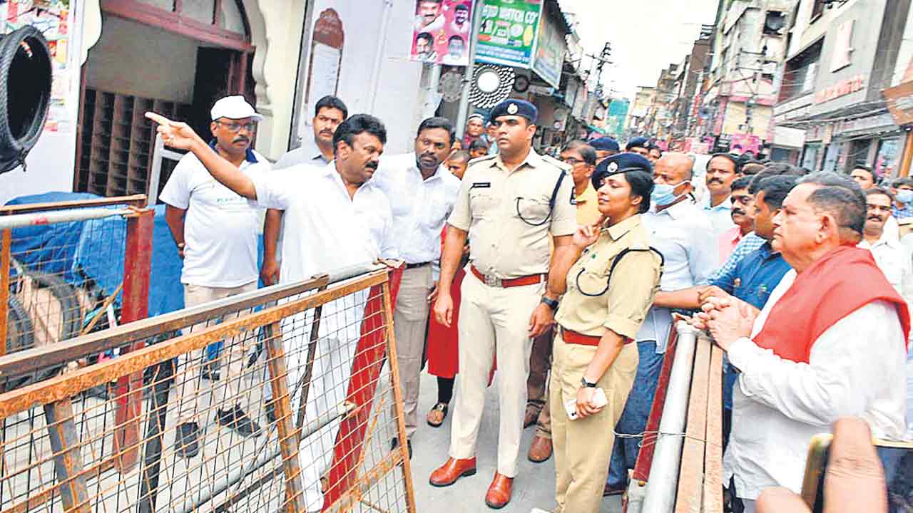 బోనాల ఉత్సవాలకు లష్కర్‌లో ఏర్పాట్లు పూర్తి : మంత్రి తలసాని