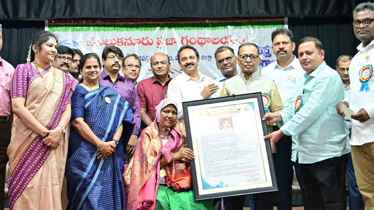 భాషతోనే కథకు అందం