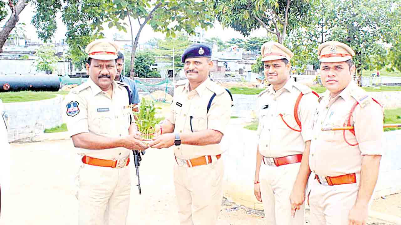 ఖైదీల భద్రత ముఖ్యం