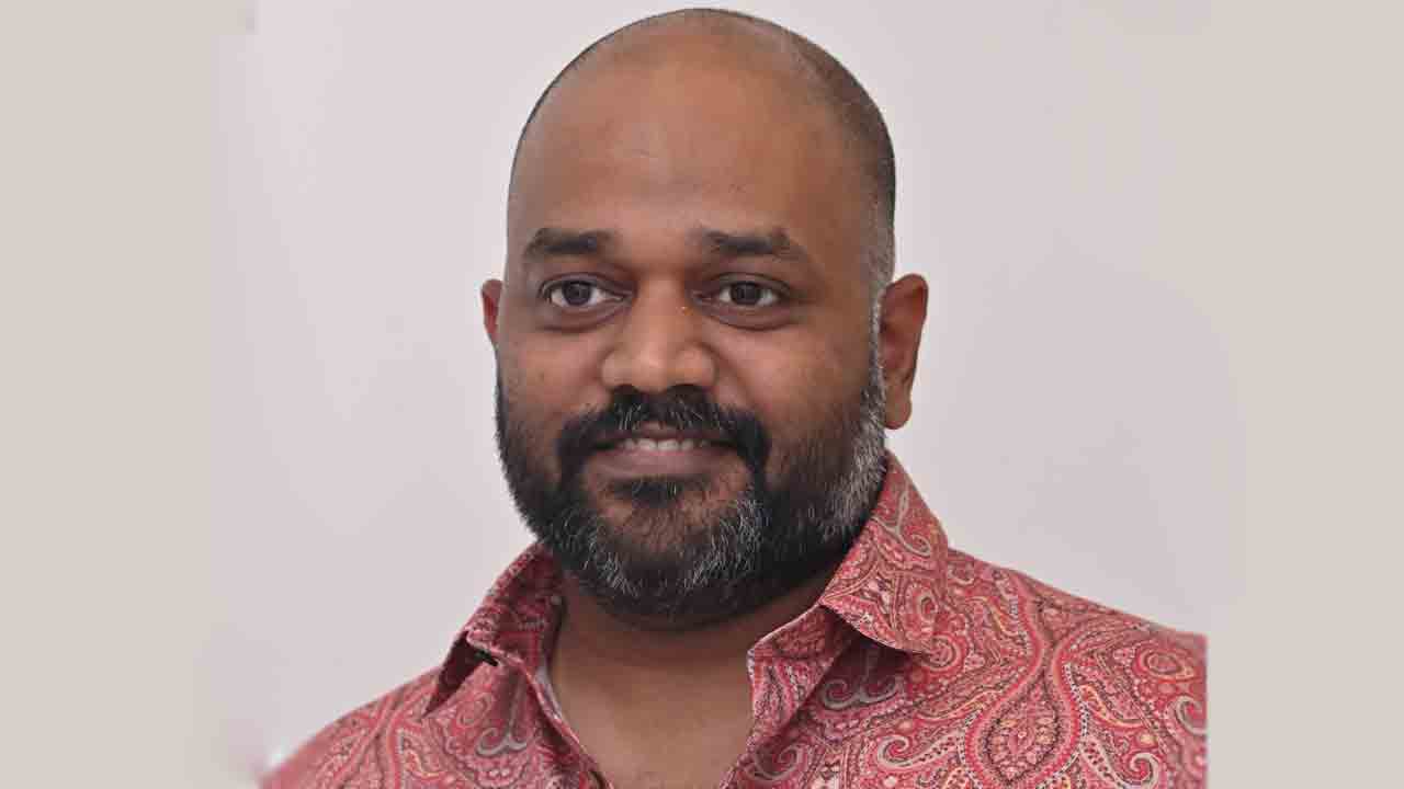 భాగ్‌సాలే అందరిని నవ్విస్తుంది