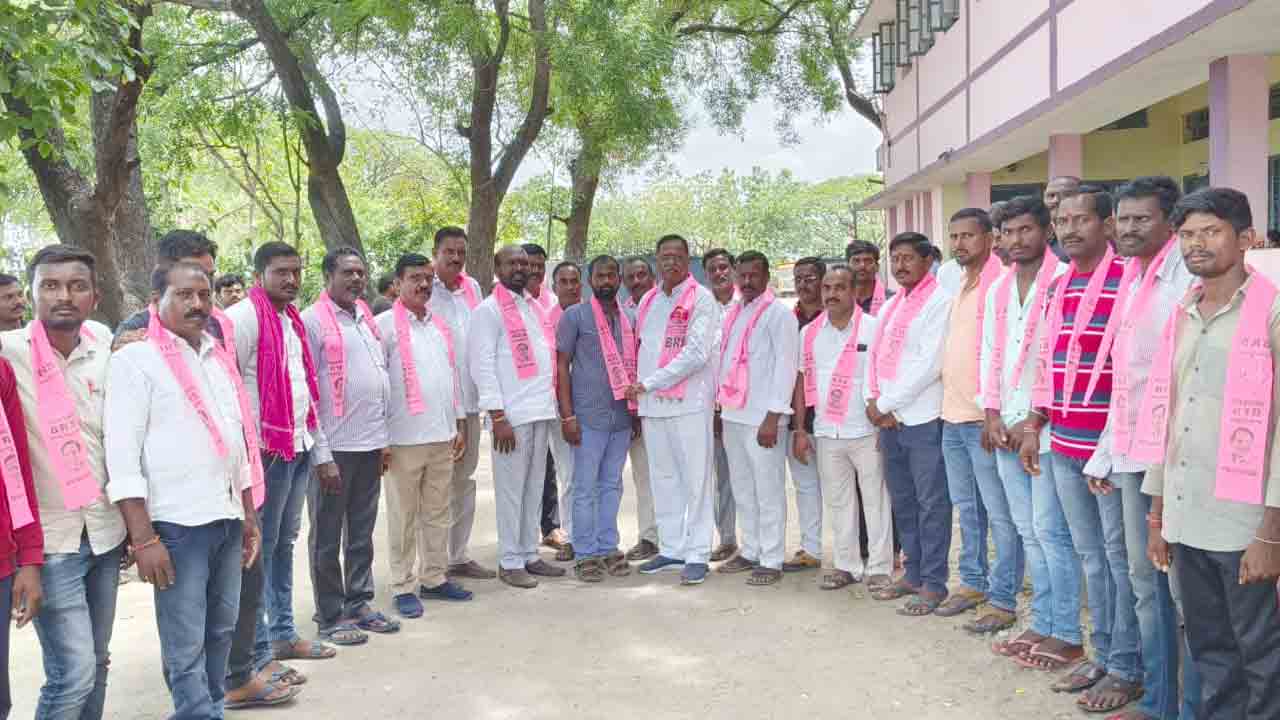 Mla Dasari | ప్రభుత్వ పథకాలకు ఆకర్షితులై బీఆర్‌ఎస్‌లో చేరికలు : ఎమ్మెల్యే దాసరి మనోహర్‌రెడ్డి