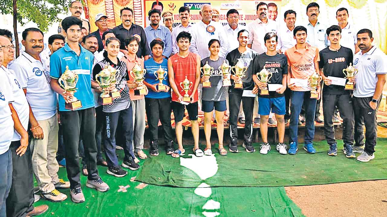 రాష్ట్ర బ్యాడ్మింటన్‌ విజేత రుషీంద్ర