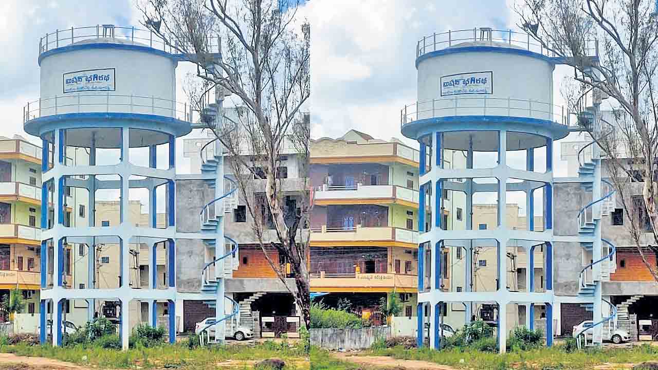 ప్రతి గొంతూ తడిపింది..