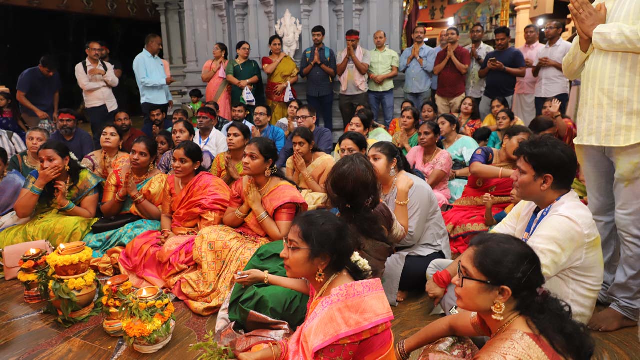 Bonalu Festival | సింగపూర్లో ఘనంగా తెలంగాణ బోనాల పండుగ