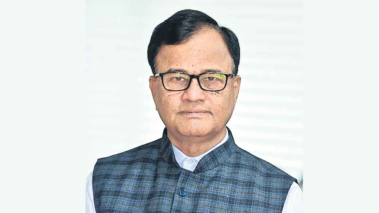 Heavy Rains | కరెంటు స్తంభాలు తాకొద్దు.. భారీ వర్షాల నేపథ్యంలో టీఎస్‌ఎస్పీడీసీఎల్‌ అలర్ట్‌