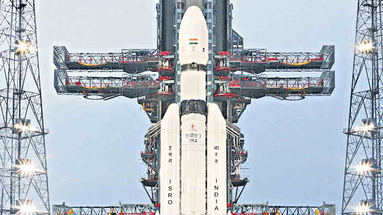 Chandrayaan-3 | ‘చంద్రయాన్‌-3’ ఇంజినీర్లకు జీతాల్లేవ్‌!.. సాయం చేయాలని అభ్యర్థించినా పట్టించుకోని మోదీ సర్కార్‌