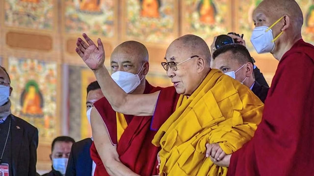 Dalai Lama | టిబెట్‌ సమస్యలపై చైనాతో చర్చించేందుకు సిద్ధం : దలైలామా