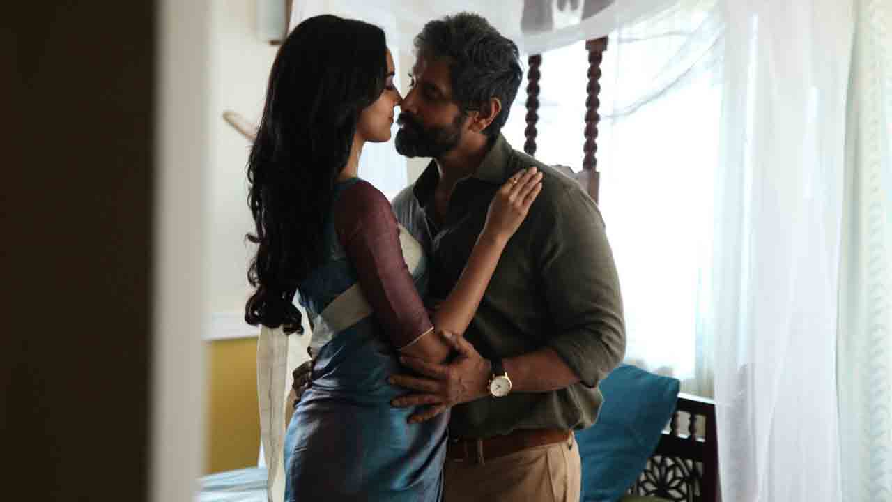 Dhruva Natchathiram | విక్రమ్‌ ఫ్యాన్స్‌కు గుడ్ న్యూస్‌.. ధ్రువ నక్షత్రం టీం నుంచి రెండు అప్‌డేట్స్‌