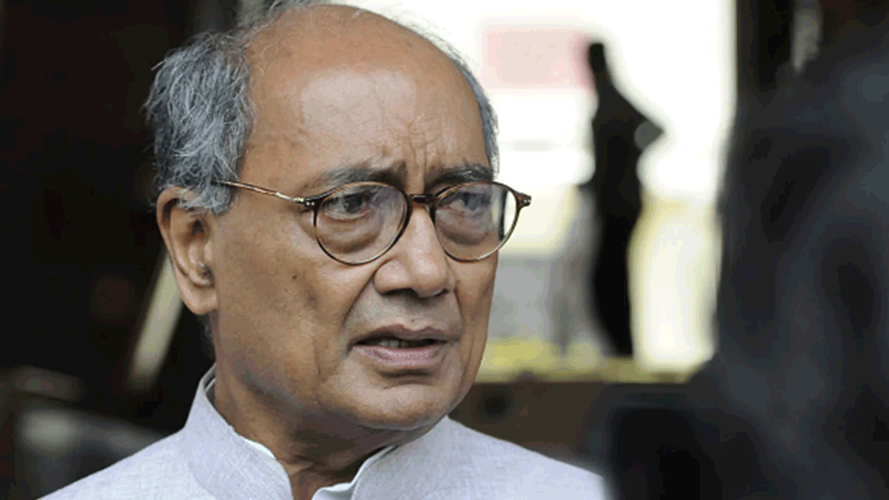 Digvijaya Singh | ఓటింగ్ యంత్రాలపై నమ్మకం లేదు.. వీవీప్యాట్ స్లిప్పులు ఓటర్లకు ఇవ్వండి: దిగ్విజయ్   సింగ్